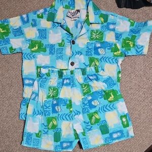 Paradise Style Blue and Green Pajama Set Geometric Design